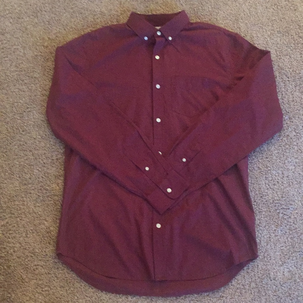 NWOT Old Navy Maroon Button Down Shirt LT Slim